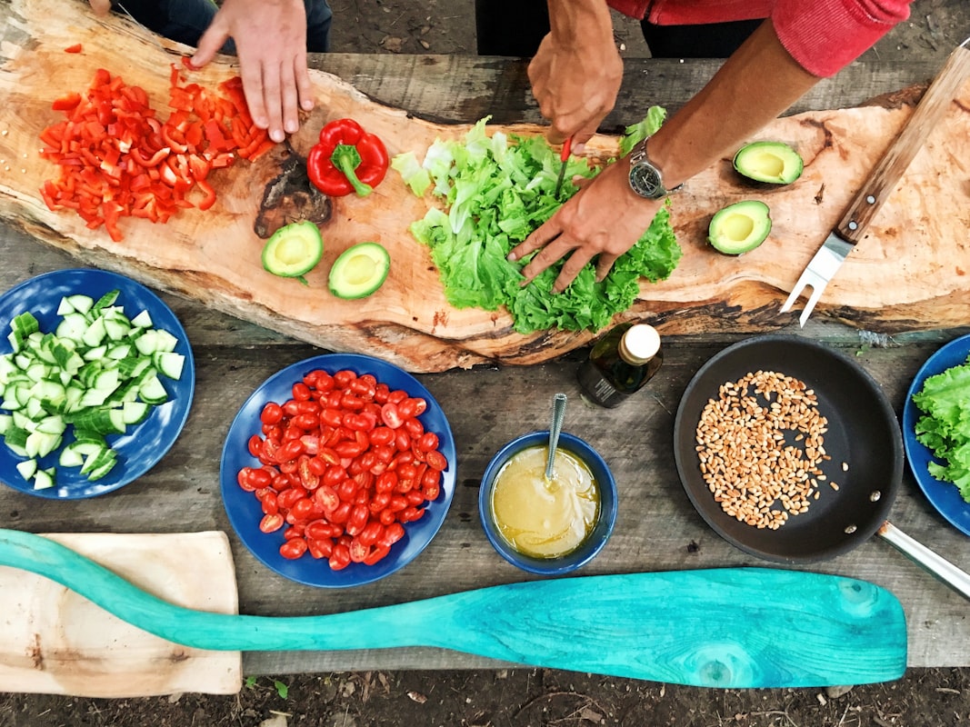 Protein powder and measuring tools for nutrition planning